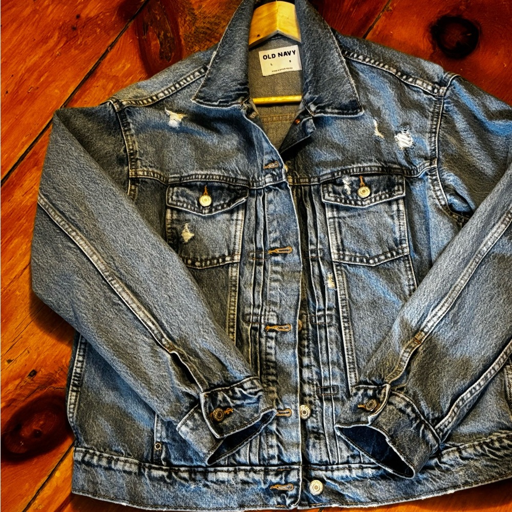 Old Navy Womens Distressed Denim Jacket